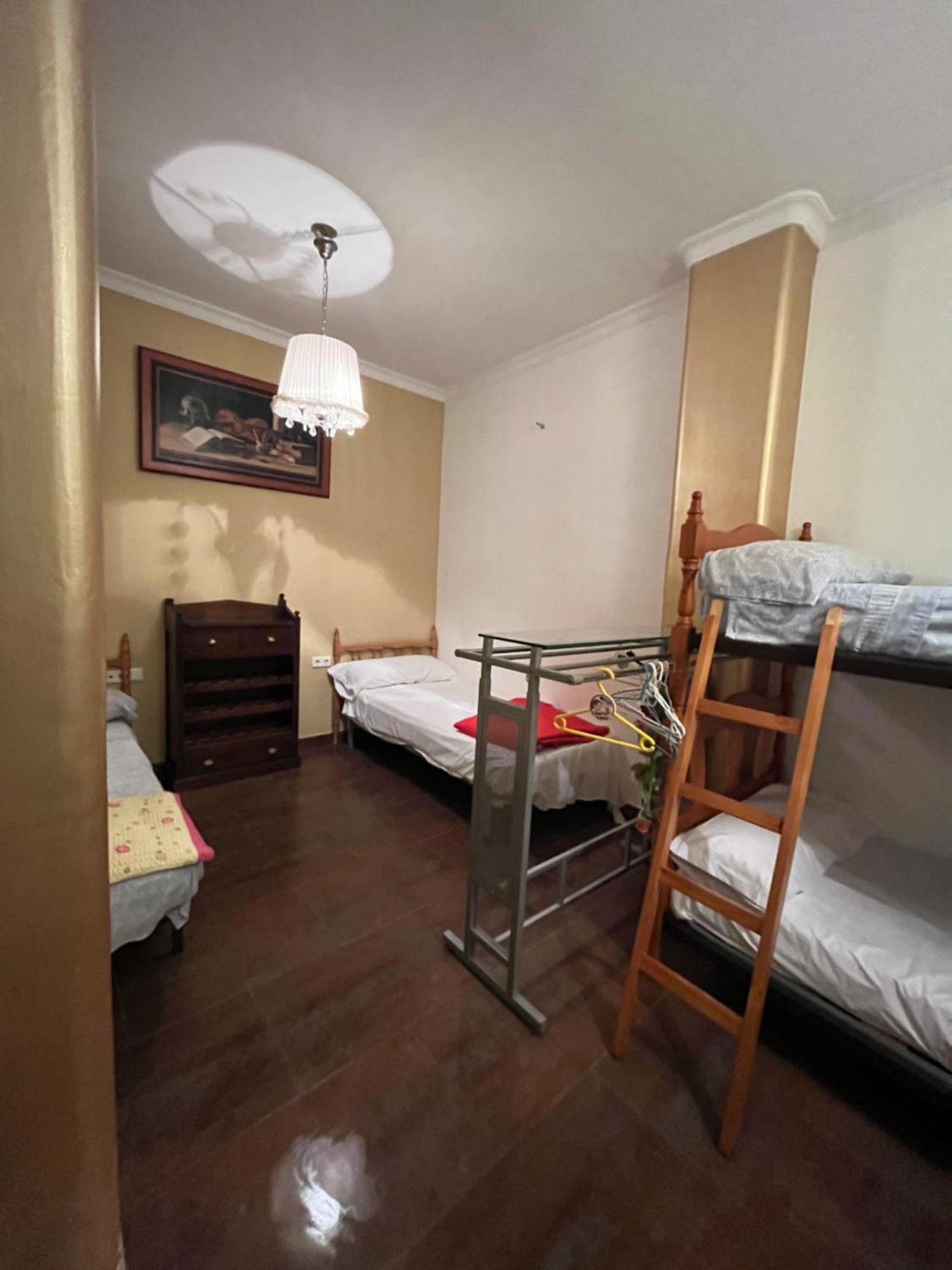 Apartamento En Pleno Centro De Marchena 3 Dormitorios 3 Banos Privados Экстерьер фото